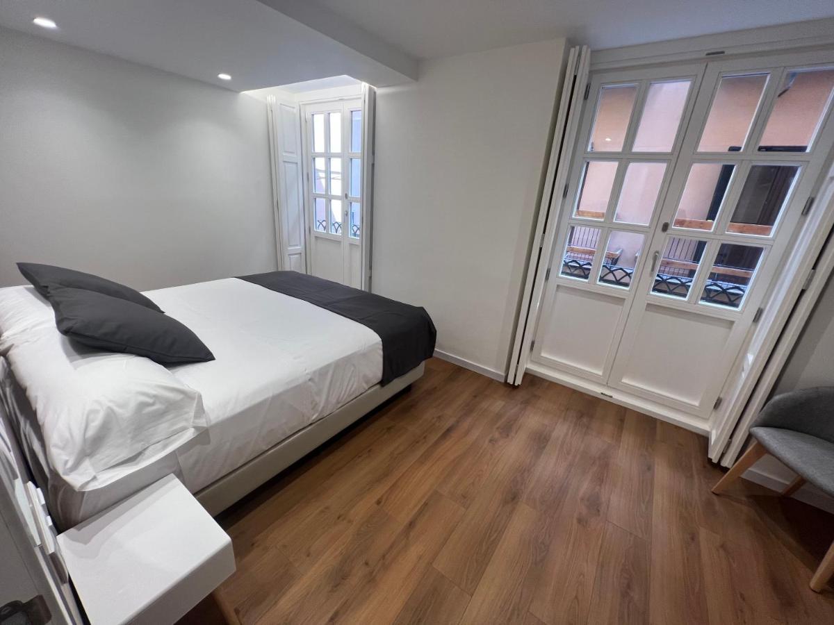 אפרטהוטל ולנסיה Old Town Flats Casa Del Bisbe מראה חיצוני תמונה